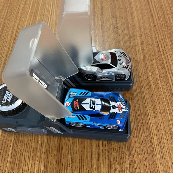 Remote Control Racing Car Set - Blue and Gray - Picture 3 of 5